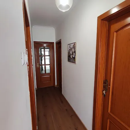 Gasthuis Santa Catarina 4 - Your Refuge In The Heart Of Alenquer Carregado